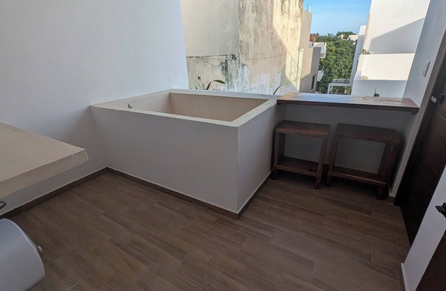 Condo room located in La Veleta and 25mins from TULUM airport.