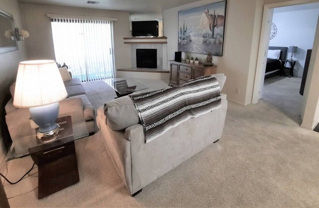 Condo w/att Garage, Fully Furnished, 1BR, 1BTH, POOL, SPA