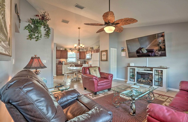 Condo w/ Screened-in Porch, 1 Mi to Sebring Golf!