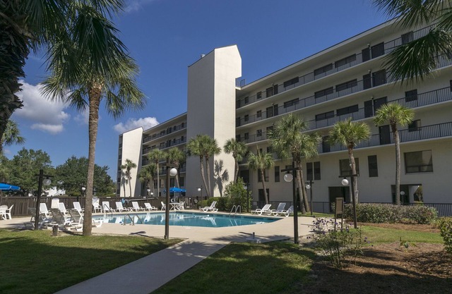 Retreat 412: 2 BR / 2 BA condominio en Pawleys Island, para 6 personas