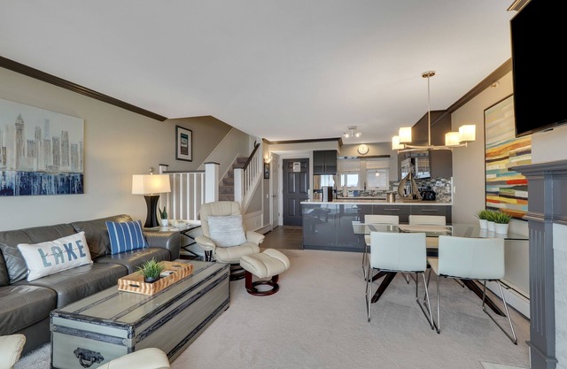 1BR condominio frente al mar en el hermoso lago Charlevoix en Boyne City!