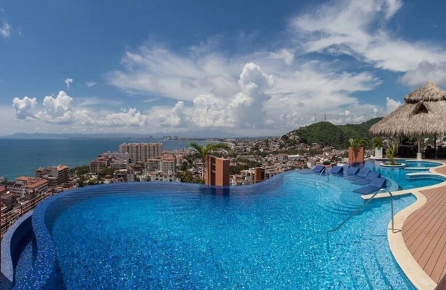 Condominios 180PR