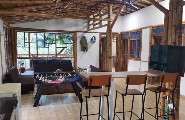 CONDOR CAFE Hermosa CABAÑA con cascadas cerca, restaurantes y demás planes