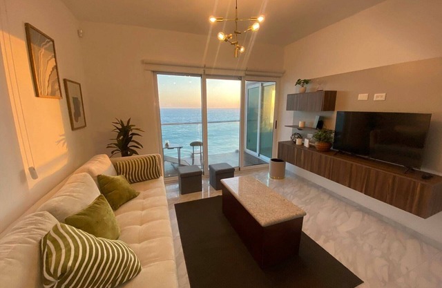 Condos MDS7A ByTrvl2hm