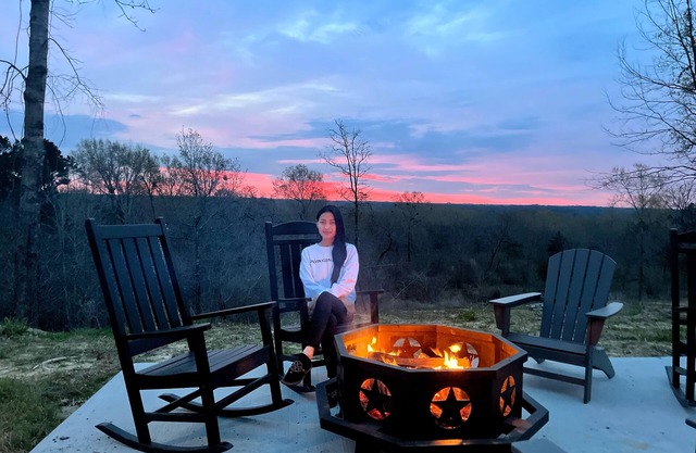 Conestoga Glamping Wagon w/ Patio, Fire Pit & Grill overlooking Wildlife Reserve