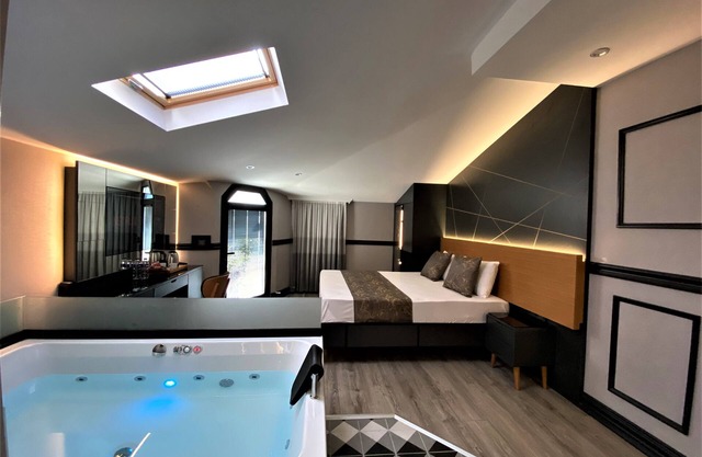 Confores Hotel