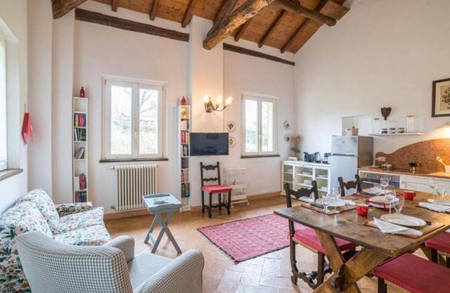 Apartment in Villa with pool and parking space
