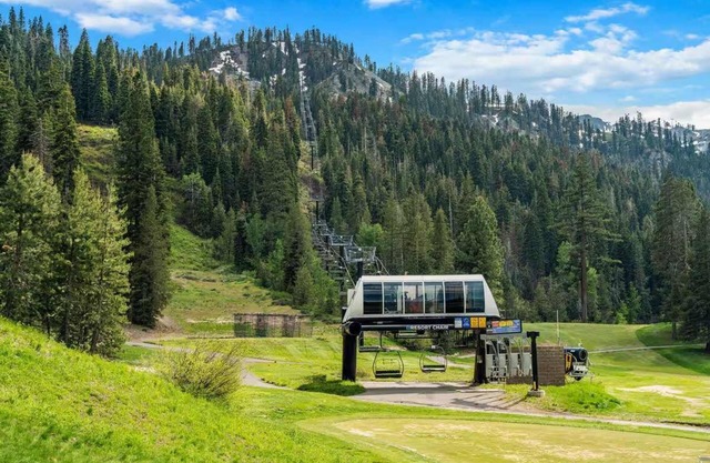 Conrad’s Mountain Retreat 1