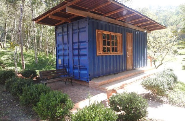 Container em Ouro Preto: represa mata caiaque bike