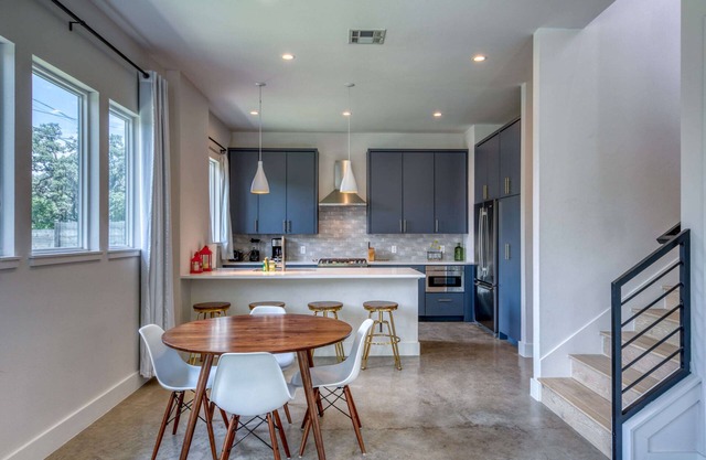 Contemporary Home Centrally Located Near SoCo & DT