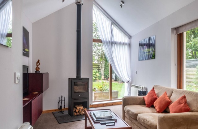 Apartamento contemporáneo de una habitación cerca de todas las comodidades en el área de conservación