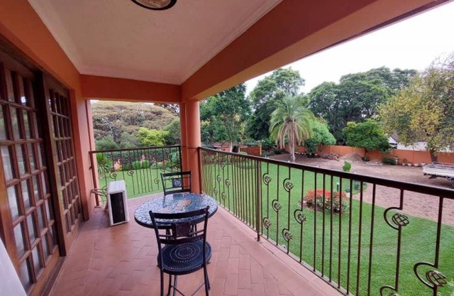 Contemporary spacious guesthouse surrounded with green garden and pool in Mount Pleasant - 2063