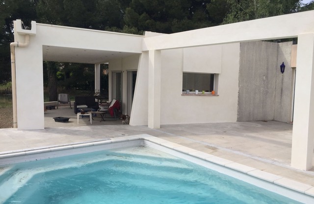 Contemporary villa 200 m2 on 8000m2 plot