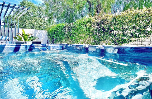 Contemporary villa with SPA 15min from the beaches
