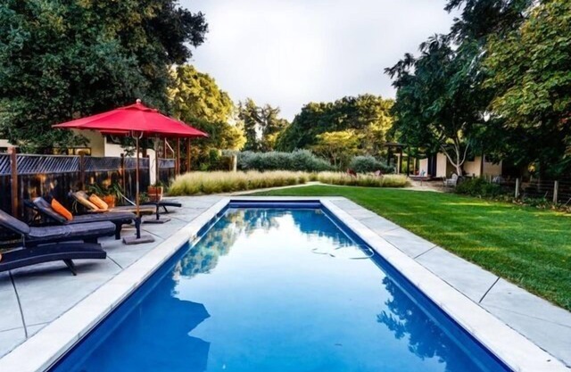 Contemporánea, casa de campo del vino en 8 acres, rodeada de viñedos