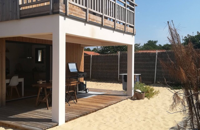 Contis beach recent house 100m from the current 300m beach