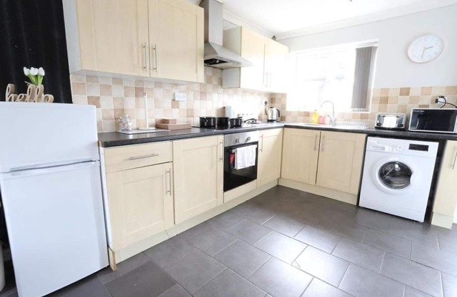 Contractor Accommodation Near NEC