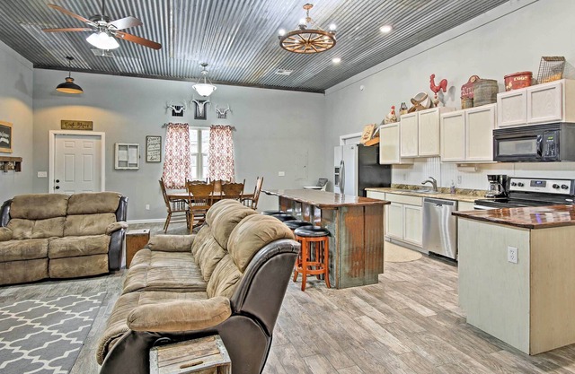 Conveniente hogar familiar - 20 minutos a Tulsa!