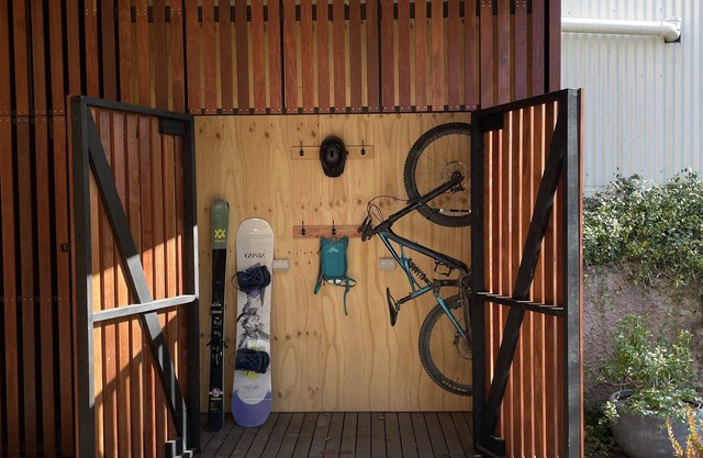 Convenient & Cosy Mountain Retreat in Omeo - Ski or Bike Ride this Winter