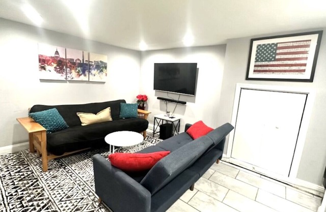 Convenient Retreat near DC Convention Center