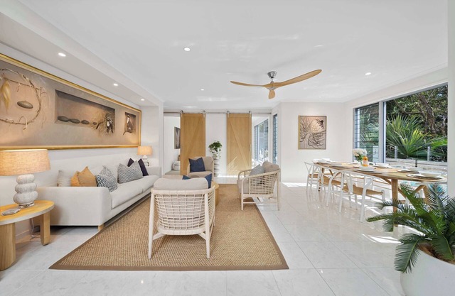 Cooinda - Your Happy Meeting Place at Dicky Beach