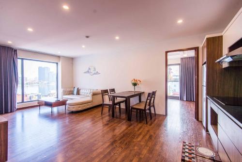 Cool Apartment Nhat Chieu