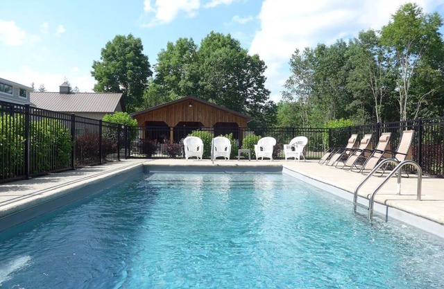 Coop Diamonds Sunrise Estates I - Sleeps 12, Private heated pool.