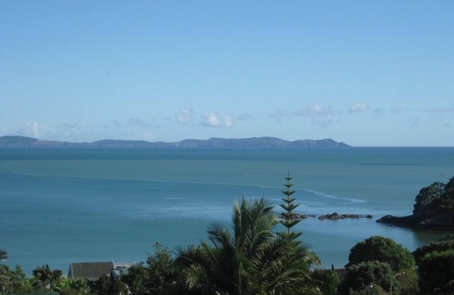 Impresionante casa en la playa en Coopers Beach con vistas a la bahía de Doubtless