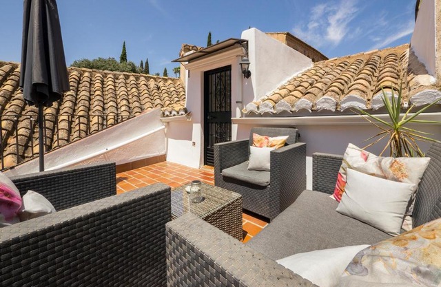 Coqueto apartamento duplex con terraza privada y parking