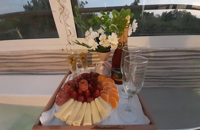 Penthouse-Private Jacuzzi-1BR-Wifi Movil