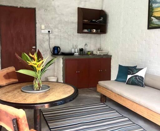 Coral Back Door One Bedroom House