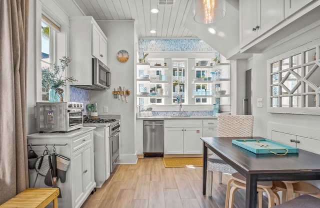 Coral Cottage 230 RO B1