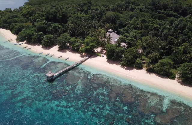 Coral Eye Boutique Resort and Marine Outpost