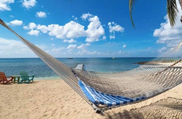 Coral Sands Boutique & Intimate Oceanfront Resort