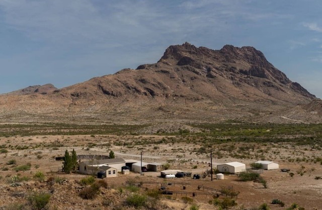Nuevo !!Casa de rancho Draw de Corazones: en 400 acres de las tierras salvajes del desierto de Chihuanhuan
