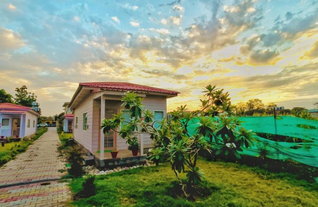 Corbett VEDA INN