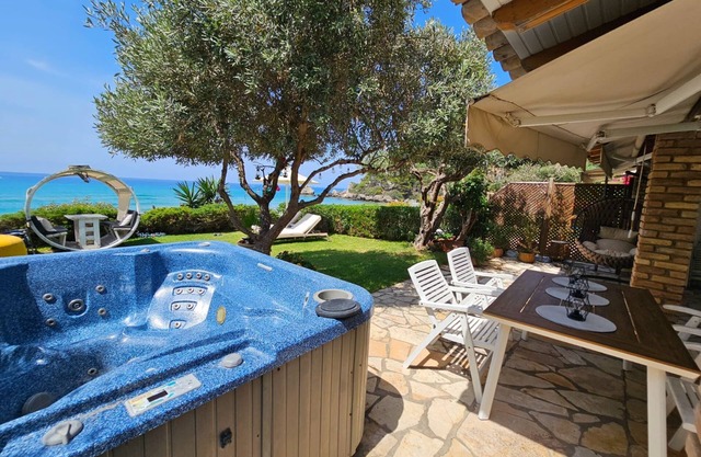 Corfu Glyfada Menigos Resort 13