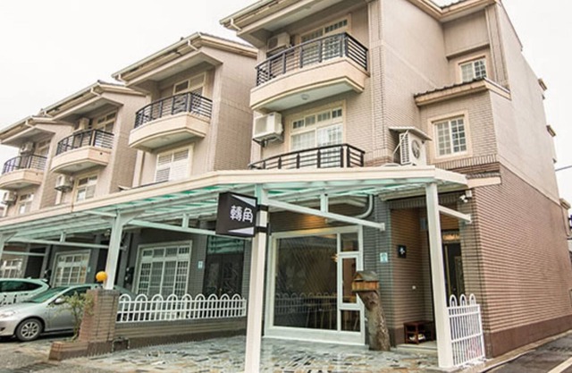 Corner Casual B&B