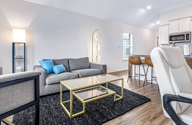Coronilla Bend - Guest House | House in Austin