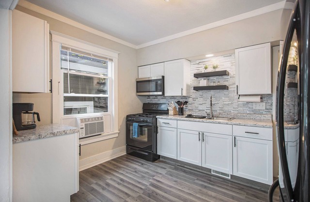 Corporate Housing for Traveling Professionals - EXTENDED STAYS