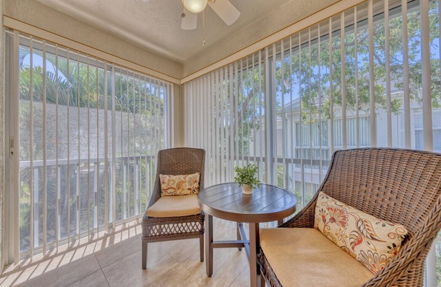 Corporate Rental on Corner of I-75 and University Parkway 15 min to Siesta Key