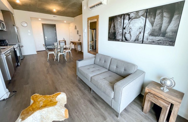 Corporate Stays - The Monarc - One Bedroom Apartemnt
