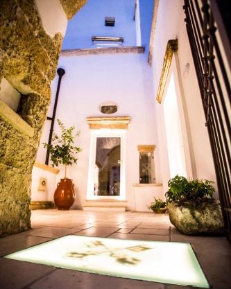 Corte di Bonifacio Typical Bed and Breakfast