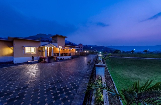 CosmicStays Rajgad Vista - Stay & play