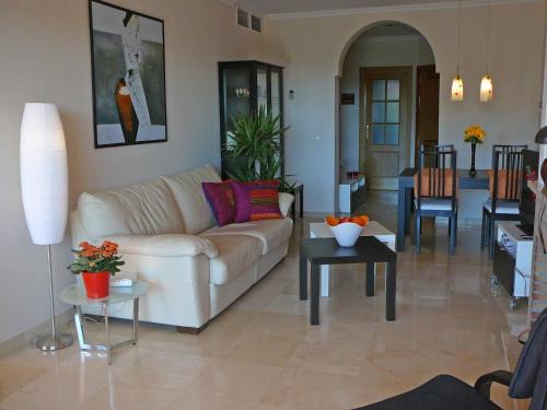 Costa del Sol familyholiday, seaview, 2 bedroom, pool