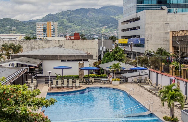 Costa Rica Tennis Club & Hotel