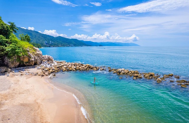 Costa Sur Resort & Spa