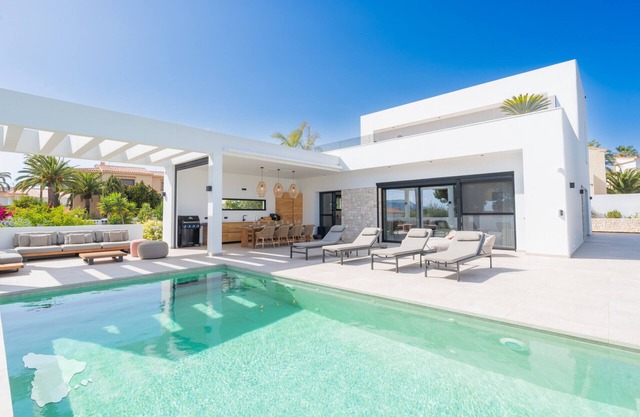 CostaBlancaDreams - Villa Besa en Calpe