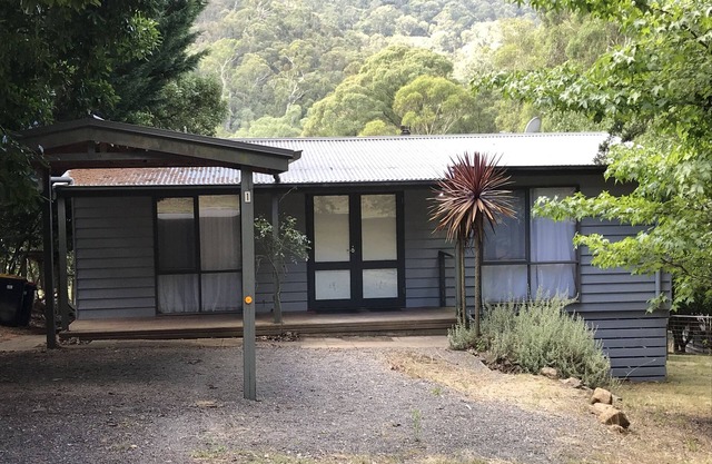Cosy 3 bedroom house at the base of Mount Buller
