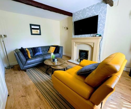 Cosy 3 bedroom house near dudley zoo